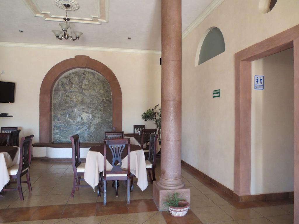 Casa Celia Hotel Restaurante Bernal Extérieur photo